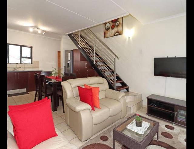 3 BEDROOM PROPERTY TO RENT IN BARBEQUE DOWNS